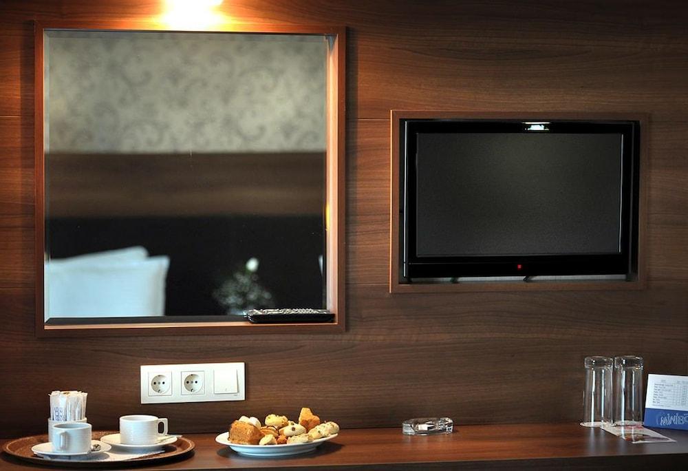Rhiss Hotel Bostanci Istambul Exterior foto